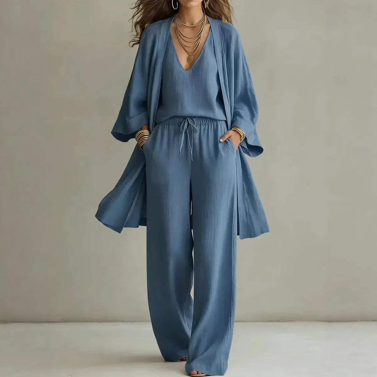 Conjunto de Tres Piezas con Pantalón Ancho y Sobrecamisa