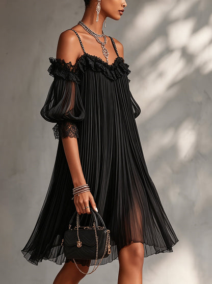 Lidia | Mini Vestido Negro de Gasa con Hombros Descubiertos y Acabado de Encaje