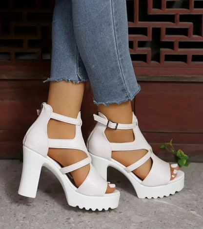Lucia | Las sandalias de tacón grueso que redefinen el concepto de tacón