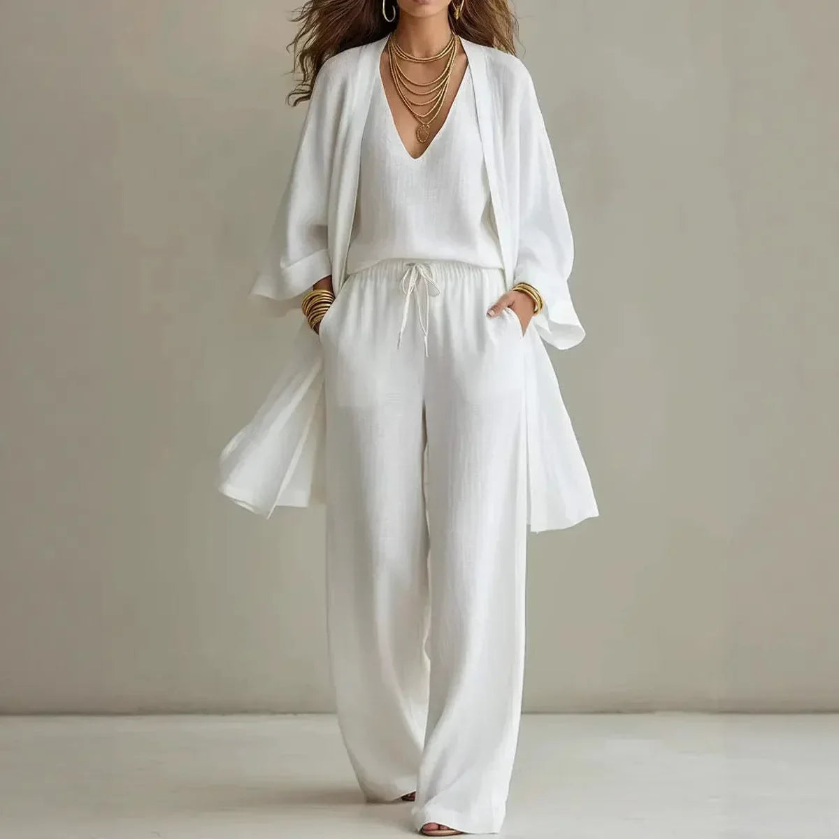 Conjunto de Tres Piezas con Pantalón Ancho y Sobrecamisa