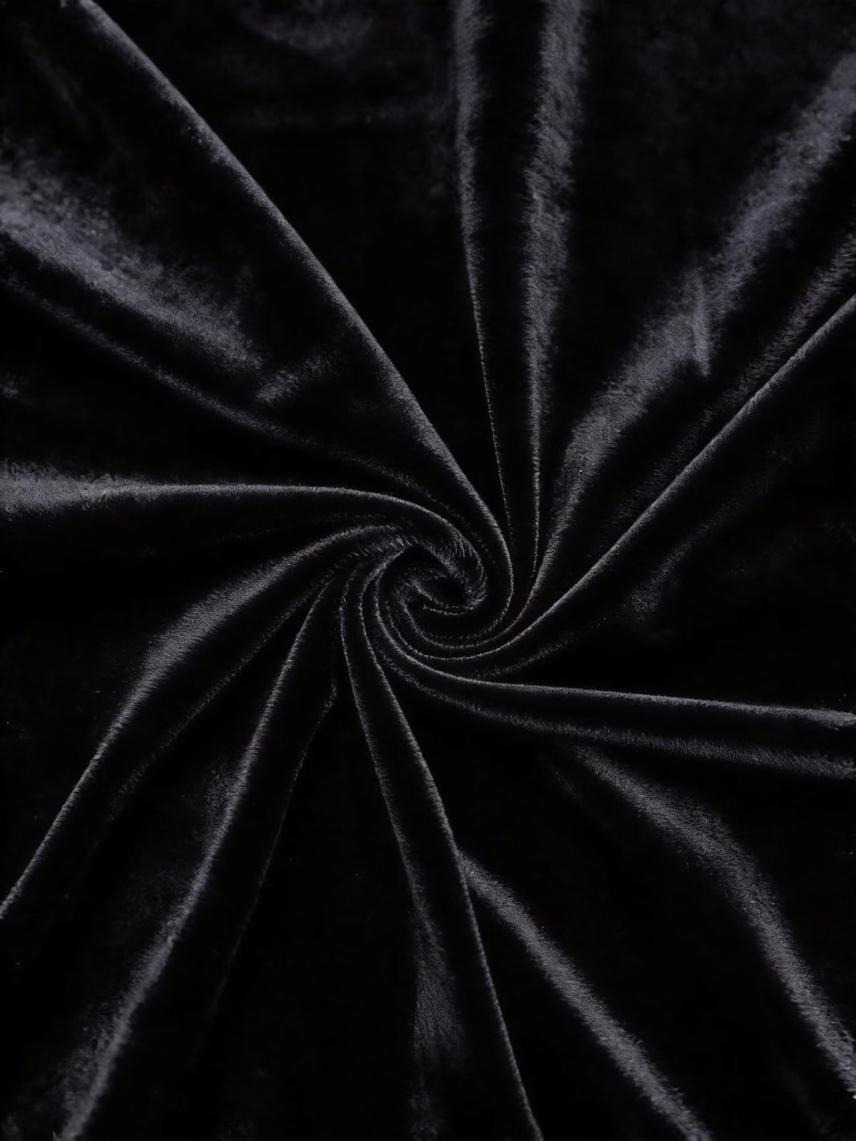 Adoración | Cárdigan de Terciopelo Negro con Lengüeta de Botones